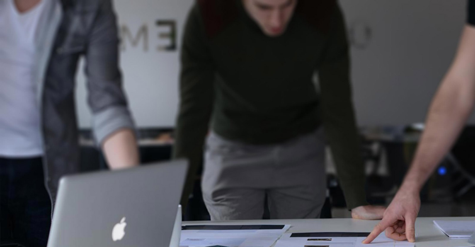 laptopmockup_sliderdy